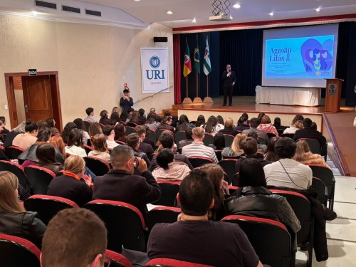 Agosto Lilás promove debate sobre feminicídio e funcionamento do Tribunal do Júri