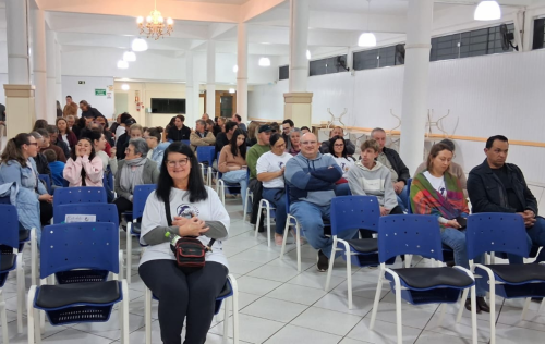 FibroVida promove palestra sobre fibromialgia e impacto social em Erechim