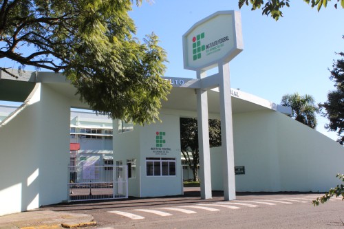 IFRS Erechim oferta 64 vagas em oito cursos gratuitos para transferência estudantil e ingresso de diplomado