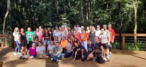 Associação Pés na Terra, Mãos do Mundo celebra adesão de 34 novos membros e reforça compromisso com a saúde mental e inclusão