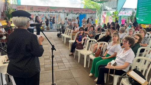 Academia Erechinense de Letras valoriza memória e promove acesso à leitura na 27ª Feira do Livro de Erechim