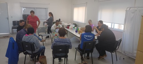 Grupo Fios e Linhas transforma encontros em cuidado e bem-estar na UBS Bela Vista