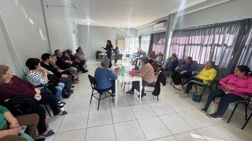 Idosos do Programa 60+ passam por avaliação física realizada por acadêmicos de Fisioterapia da URI Erechim