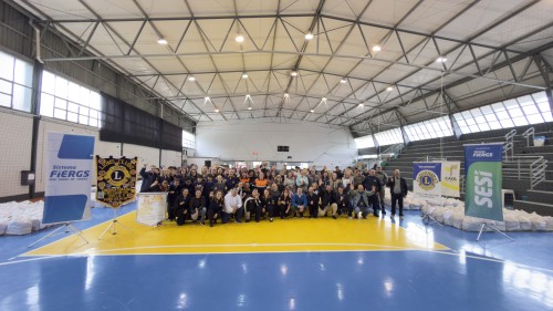 Solidariedade transforma participação esportiva em apoio a famílias: 865 cestas básicas são entregues para entidades assistenciais