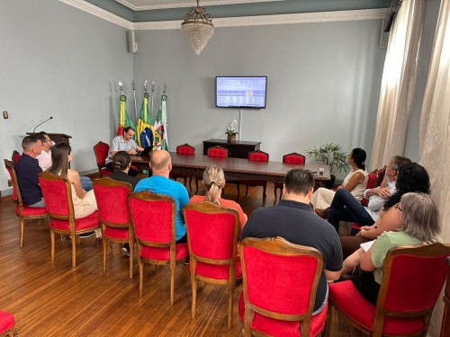 Comiss?o Pr?-Apae realiza reuni?o de avalia??o financeira da entidade