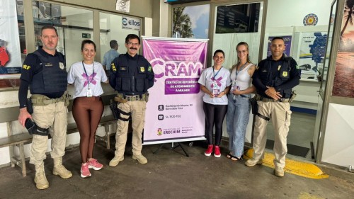 Ação orienta população sobre combate à import