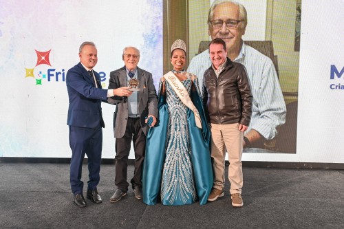 Homenagem  a Mozart Lago 