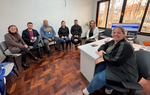 Saúde e Assistência Social fortalecem integração entre equipes do CAPSad e Abrigo Cidadão para qualificar atendimento