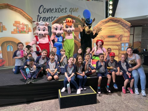 Estudantes de Escolas Municipais participam da Frinape 2024