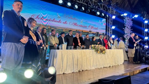 Emoção e tradição marcam abertura da 55ª Cira