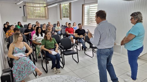 Parceria Prefeitura e Escolas Privadas na Educa??o funciona