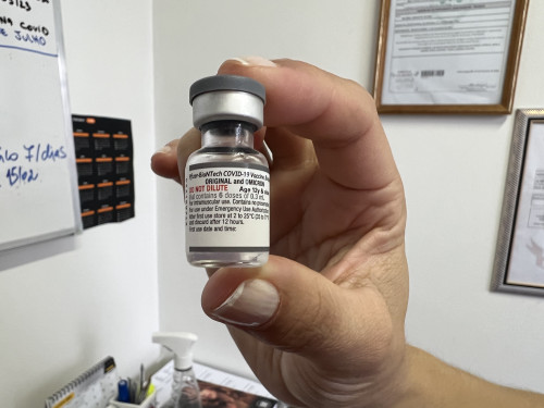 Vacina bivalente contra a Covid come?a a ser aplicada em Erechim