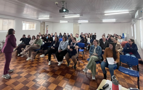 Secretaria de Saúde promove capacitação sobre sífilis gestacional e congênita para profissionais da Atenção Primária