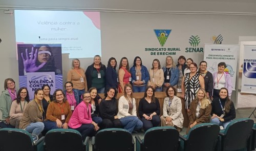 Profissionais da Coordenadoria da Mulher e do CRAM
