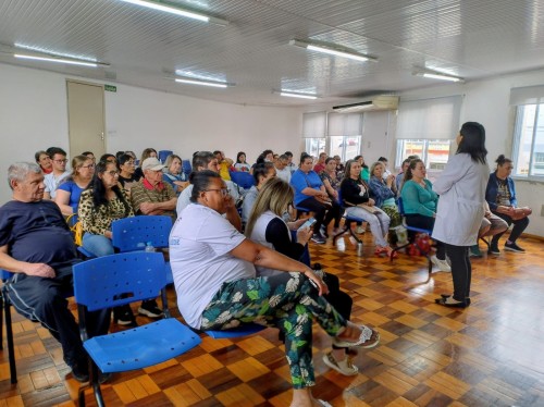 CAPS II Renascer fortalece participa??o dos usu?rios em assembleia 