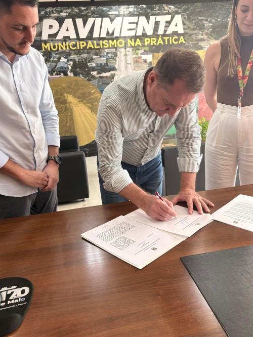 Erechim assina convênio do PAVIMENTA RS para ligação até a BR 153