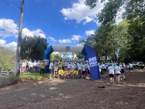Caminhada Turística de Erechim reúne 350 participantes no Vale do Dourado