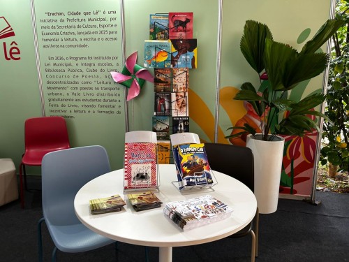 Biblioteca Municipal Gladstone Osório Mársico participa da 27ª Feira do Livro de Erechim