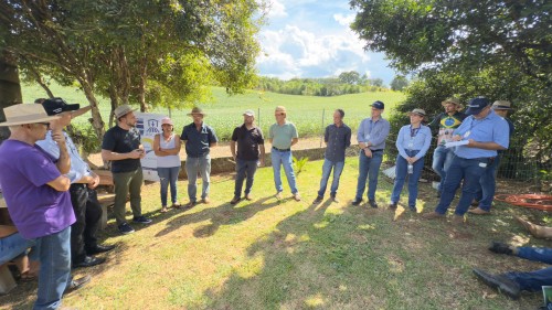 Dia de Campo do Feijão reúne produtores e lideranças para troca de conhecimento e fortalecimento da agricultura em Erechim