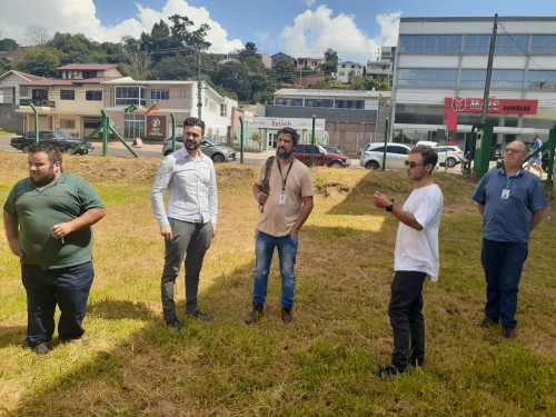Meu Bairro Melhor atende solicitação da Associação dos Moradores do Bairro São Cristóvão 